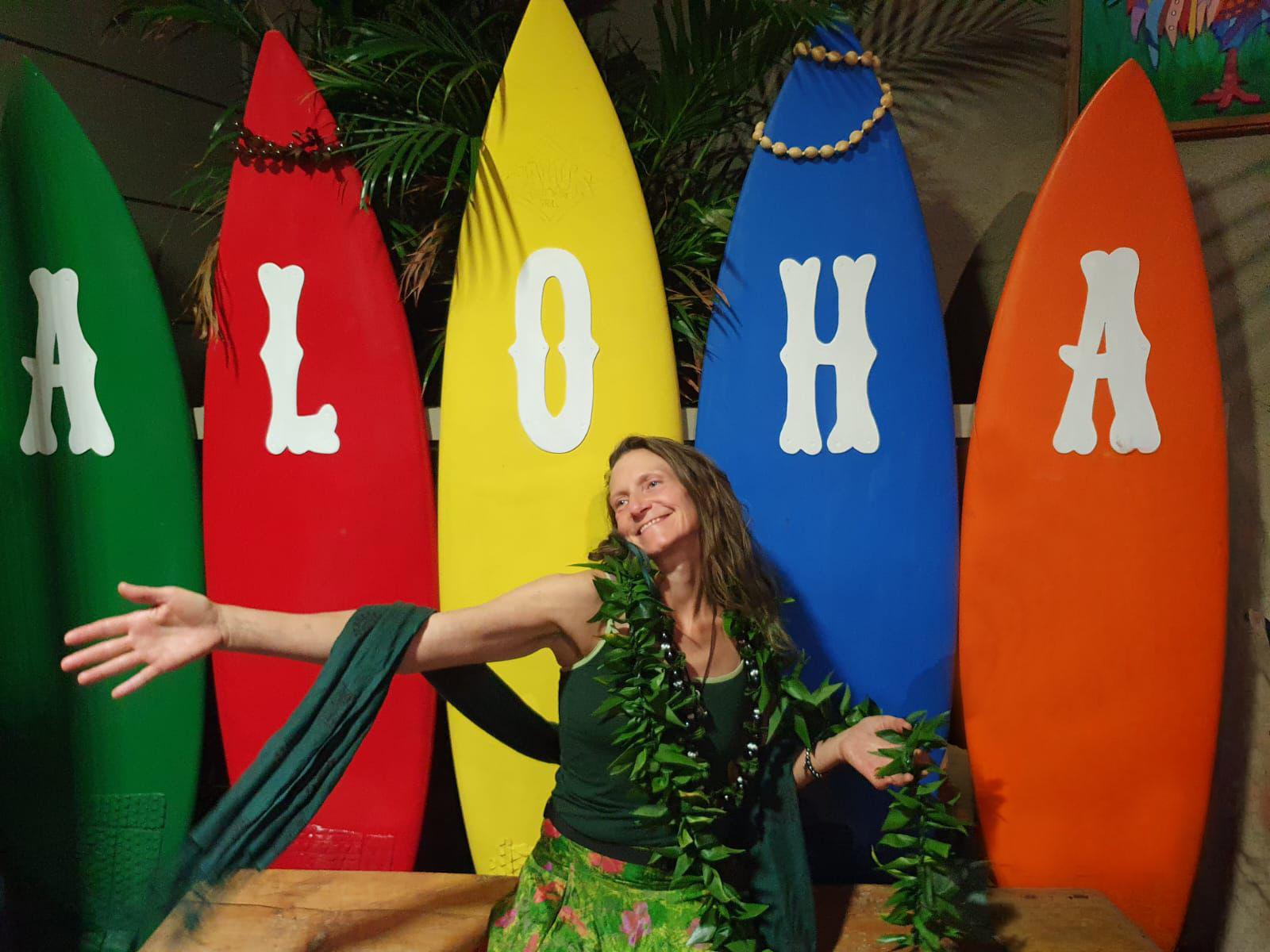Aoife with aloha surfboards in Hawai'i